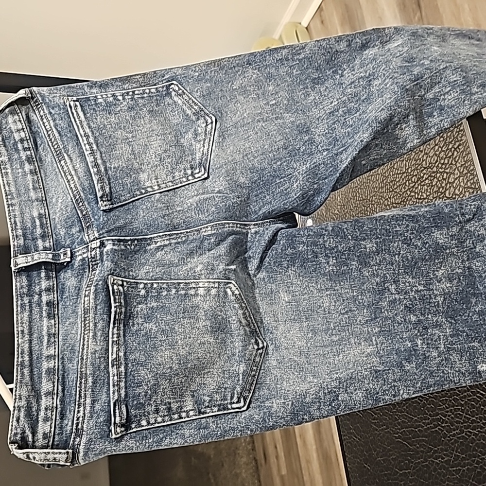 Jeans - Picture 3 of 5